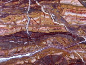 Red Traver Onyx